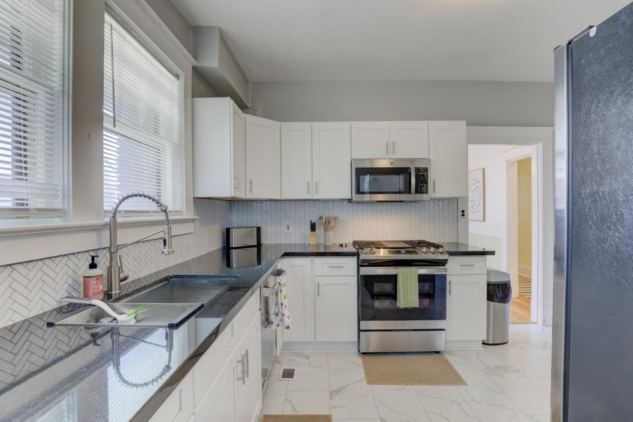 Spacious Bungalow With 6 Beds, Games, And Fire Pit - Close To Beale Street, Bbq, Graceland, & Liberty Bowl Memphis Exterior photo